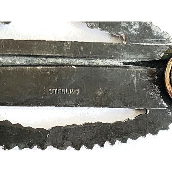 VINTAGE WWII U S Army Infantry STERLING RIFLE ON BLUE ENAMEL MEDAL/PIN (RT) - Picture 6 of 6